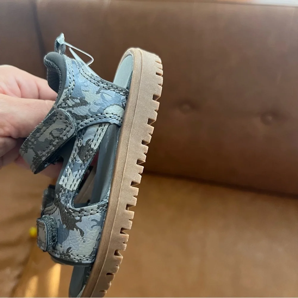 Carter's Gabriel Toddler Boys' Sz 7M Sandals Kids Camouflage Sandals NWT
